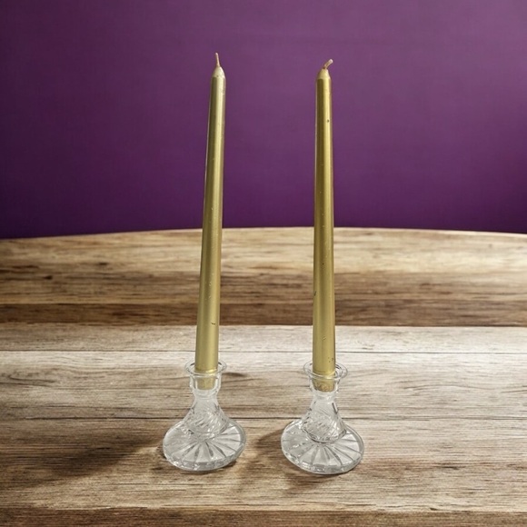A pair of Crystal pinwheel candle Holders - Picture 1 of 7